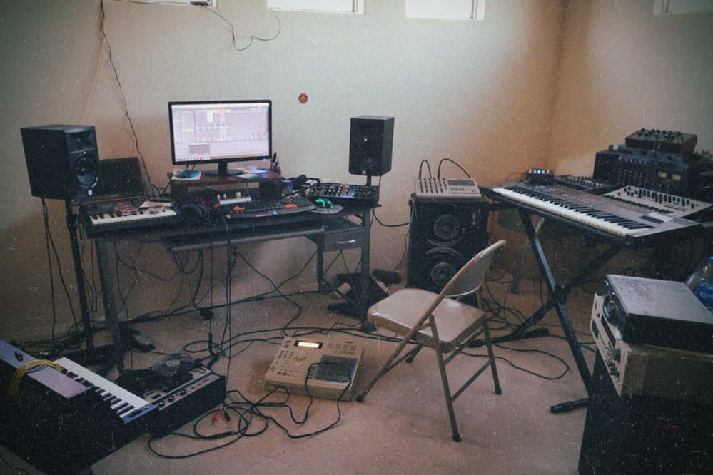 studio 2